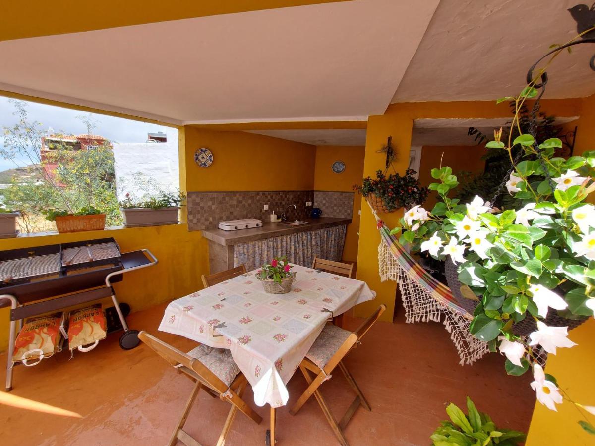 Casa Maestro Lelo - Acogedora Casa Rural Canaria Con Patios Y Jardines De Flores Las Palmas de Gran Canaria Dış mekan fotoğraf